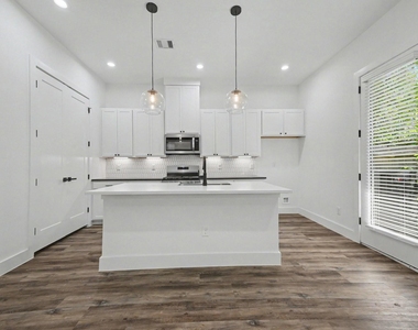 5734 White Magnolia Street - Photo Thumbnail 5