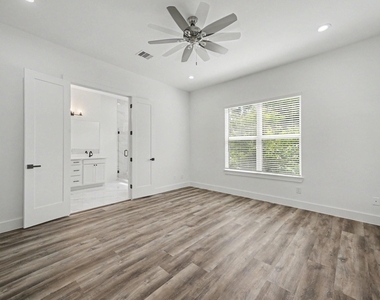 5734 White Magnolia Street - Photo Thumbnail 11