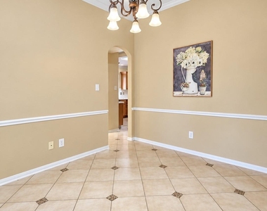 2610 Parkbriar Lane - Photo Thumbnail 6