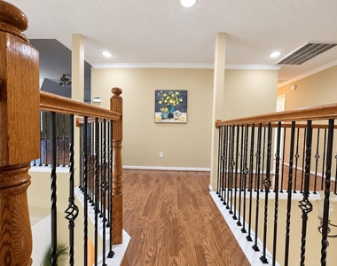 2610 Parkbriar Lane - Photo Thumbnail 16