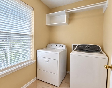 2610 Parkbriar Lane - Photo Thumbnail 21