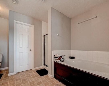 22922 Banquo Drive - Photo Thumbnail 13