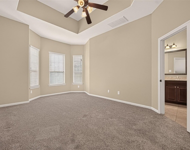 186 Biltmore Loop - Photo Thumbnail 34