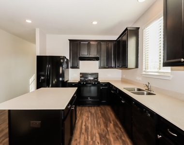 24114 Silver Sunset Lane - Photo Thumbnail 4