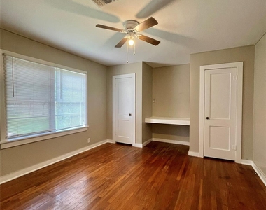 718 E Wilkins Street - Photo Thumbnail 6