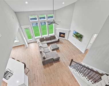 2411 Jitterbug Lane - Photo Thumbnail 17