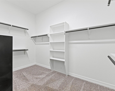 2411 Jitterbug Lane - Photo Thumbnail 13