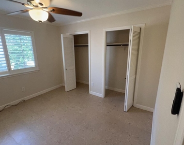 7402 Wood Bluff Boulevard - Photo Thumbnail 16