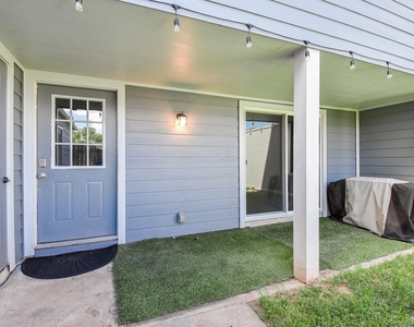 207 Granberry Street - Photo Thumbnail 40