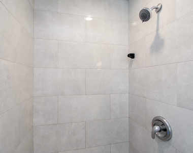 207 Granberry Street - Photo Thumbnail 32