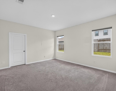 31318 Gayle Prairie Oaks Street - Photo Thumbnail 11