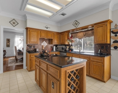 4410 Heatherwilde Street - Photo Thumbnail 11