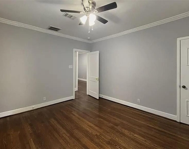 1827 Colquitt - Photo Thumbnail 3