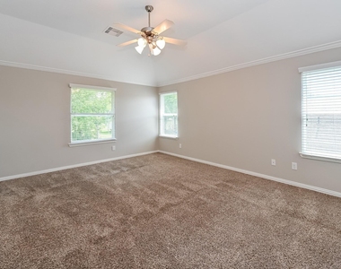 2919 Chaplin Place Drive - Photo Thumbnail 9