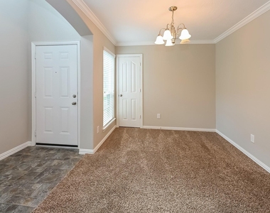 2919 Chaplin Place Drive - Photo Thumbnail 5