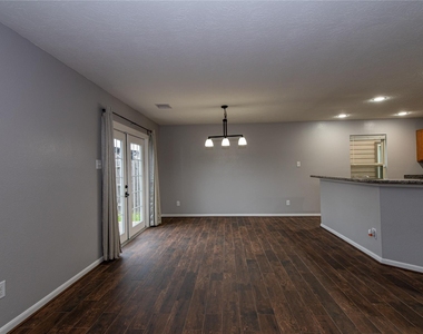 2562 Skyview Point Drive - Photo Thumbnail 10