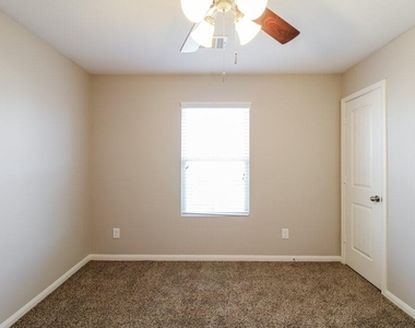21110 Sugar Orchard Lane - Photo Thumbnail 10