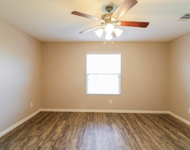 21110 Sugar Orchard Lane - Photo Thumbnail 7