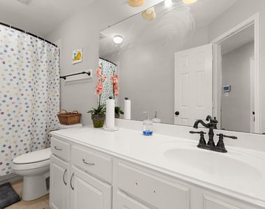 16218 Saxon Hollow Lane - Photo Thumbnail 26