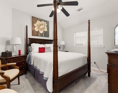 16218 Saxon Hollow Lane - Photo Thumbnail 25
