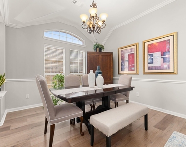 16218 Saxon Hollow Lane - Photo Thumbnail 19