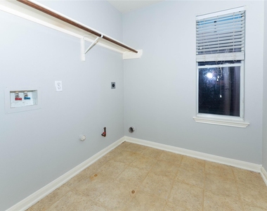 20106 Lakespire Drive - Photo Thumbnail 32