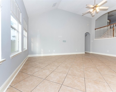 20106 Lakespire Drive - Photo Thumbnail 10
