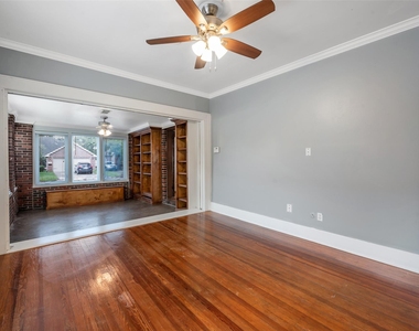 2511 Barbee Street - Photo Thumbnail 14