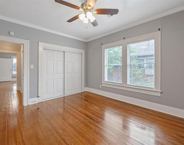 2511 Barbee Street - Photo Thumbnail 16