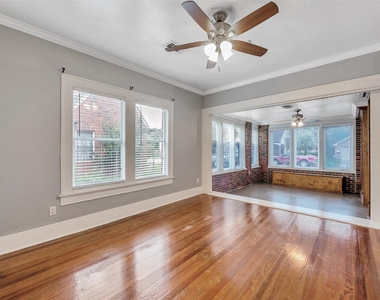 2511 Barbee Street - Photo Thumbnail 12