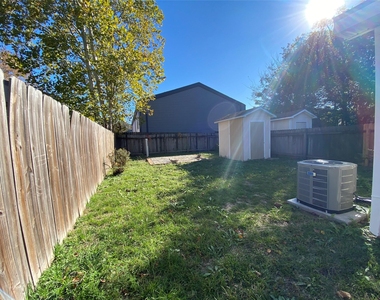 311 Willowick Street - Photo Thumbnail 16
