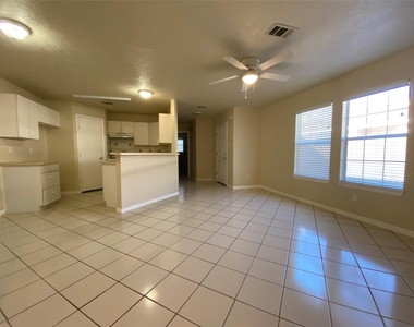 311 Willowick Street - Photo Thumbnail 2