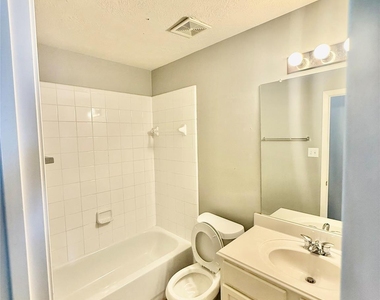 6506 Beeston Hill Drive - Photo Thumbnail 20