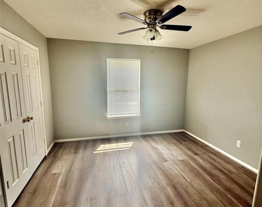 6506 Beeston Hill Drive - Photo Thumbnail 18