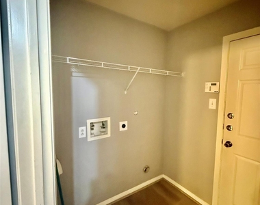 6506 Beeston Hill Drive - Photo Thumbnail 21