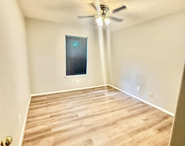 6506 Beeston Hill Drive - Photo Thumbnail 19