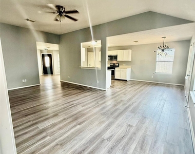 6506 Beeston Hill Drive - Photo Thumbnail 8
