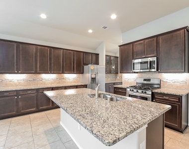 4711 Creekside Haven Trail - Photo Thumbnail 5