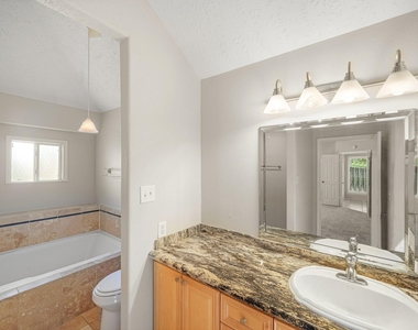 8614 Windell Lane - Photo Thumbnail 8