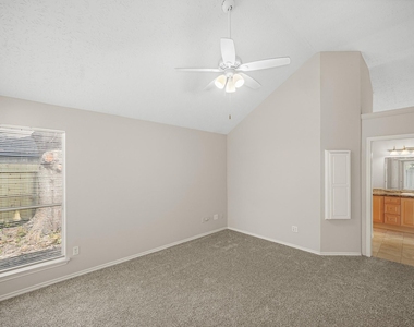 8614 Windell Lane - Photo Thumbnail 4