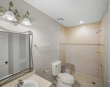 8614 Windell Lane - Photo Thumbnail 9