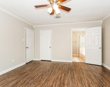 23015 Banquo Drive - Photo Thumbnail 8