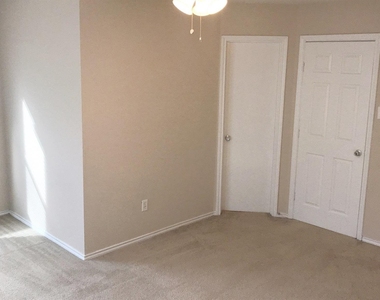 18114 Valebluff Lane - Photo Thumbnail 7