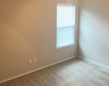 18114 Valebluff Lane - Photo Thumbnail 8