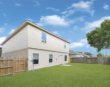 11610 Wingborne Lane - Photo Thumbnail 2