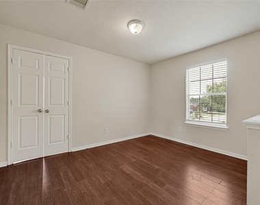 11610 Wingborne Lane - Photo Thumbnail 14