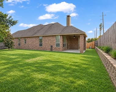 2827 Hadley Springs Lane - Photo Thumbnail 3