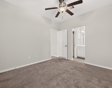 2335 Pumpkin Patch Lane - Photo Thumbnail 10