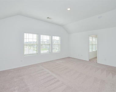 5434 Logan Dale Drive - Photo Thumbnail 10