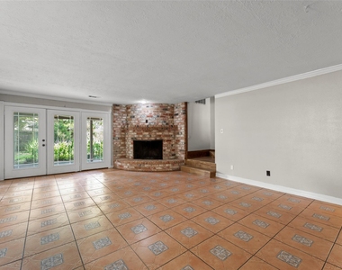 8102 Renmark Lane - Photo Thumbnail 1
